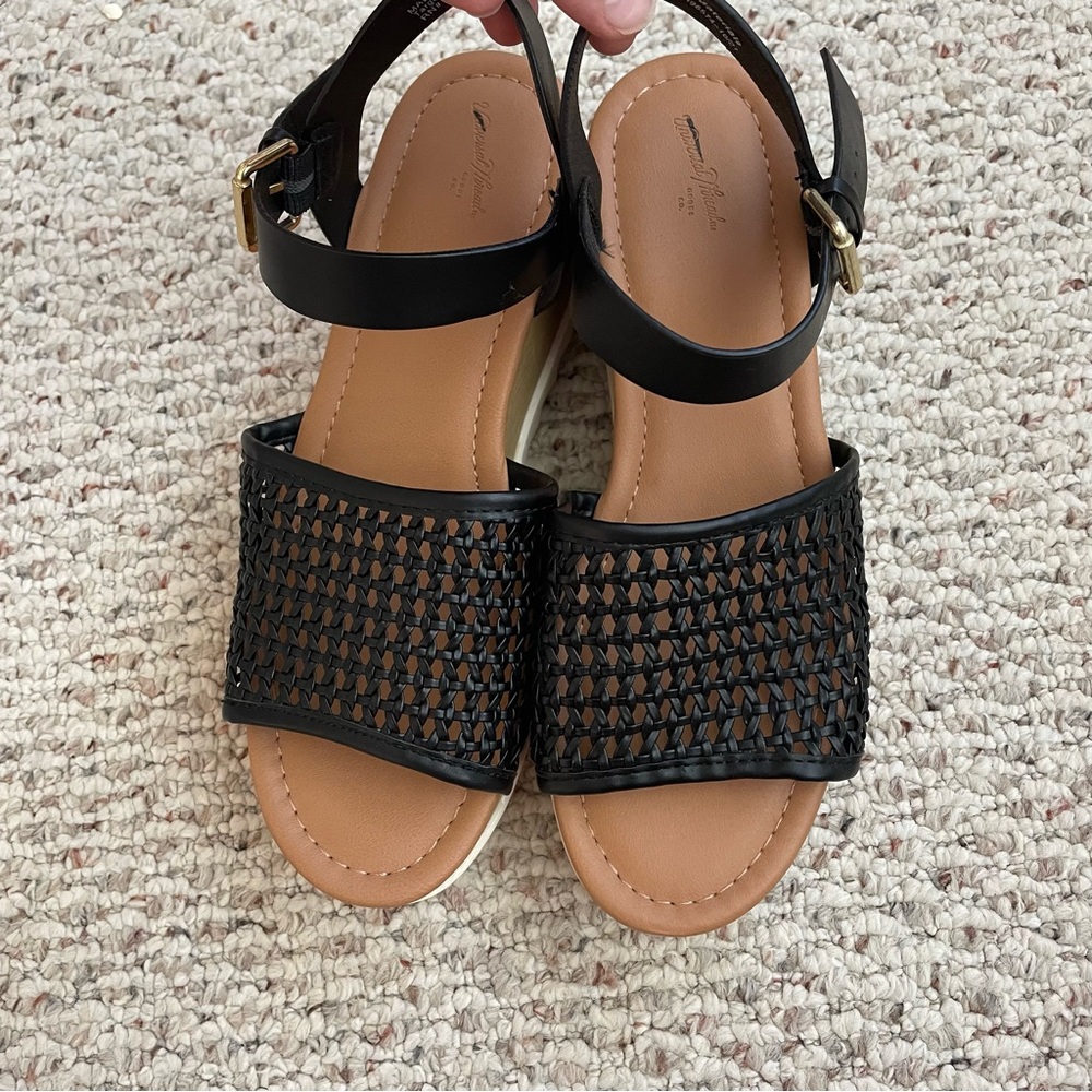 Universal Threads Wedge Sandals - image 2